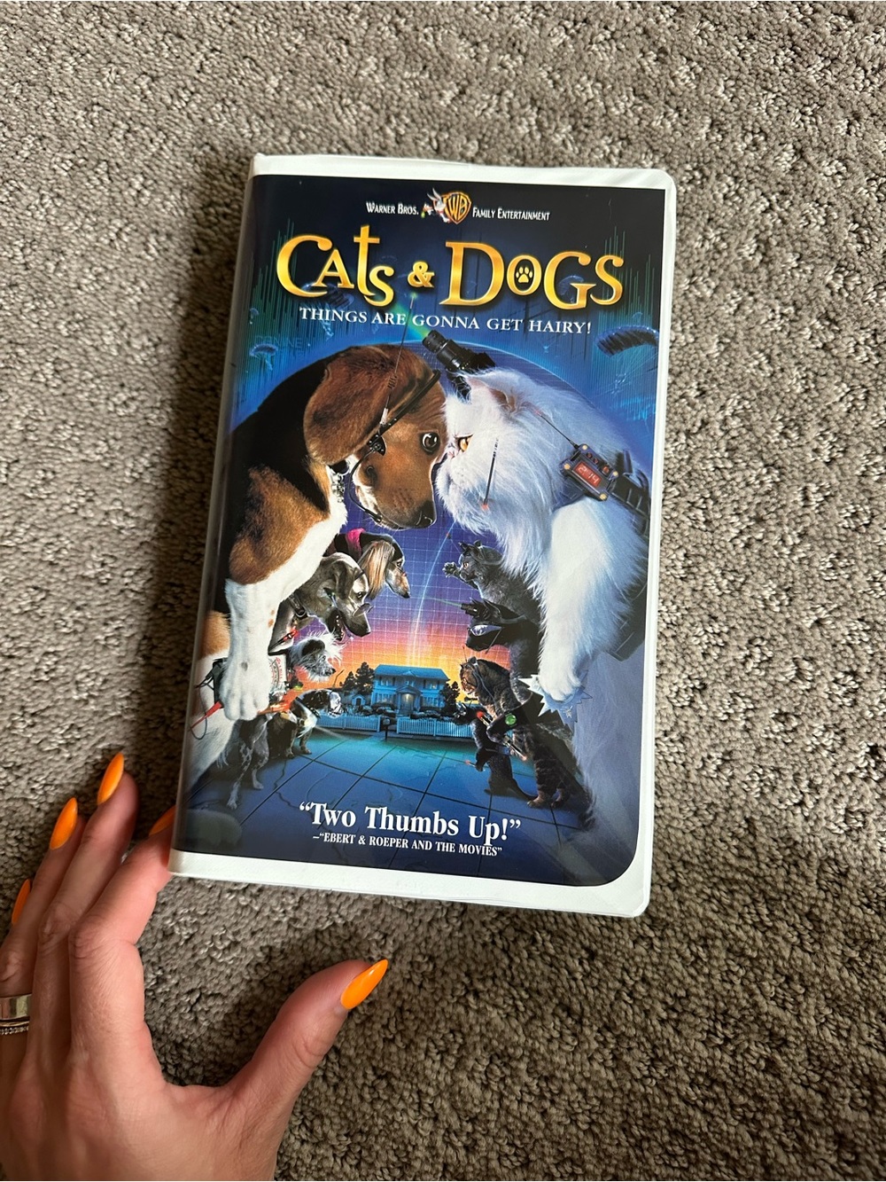 Cats & Dogs VHS Movie